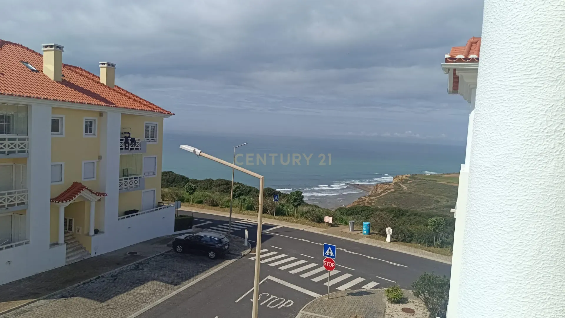 🏡 Apartamento Duplex T3/T4 na Ericeira – Vista Mar e Serra! 🌊⛰️ - Image 2